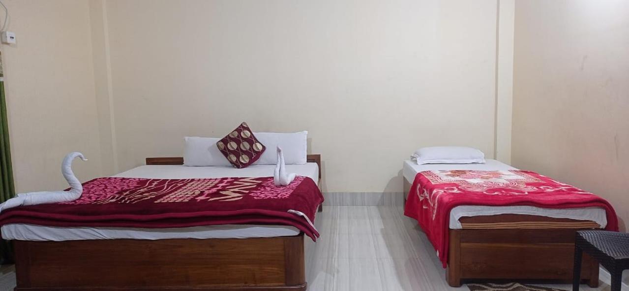 Hotel Kaziranga Holidays Exterior photo